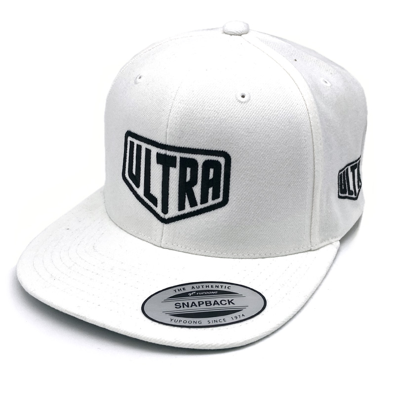 Ultra SnapBack Hat White / Black